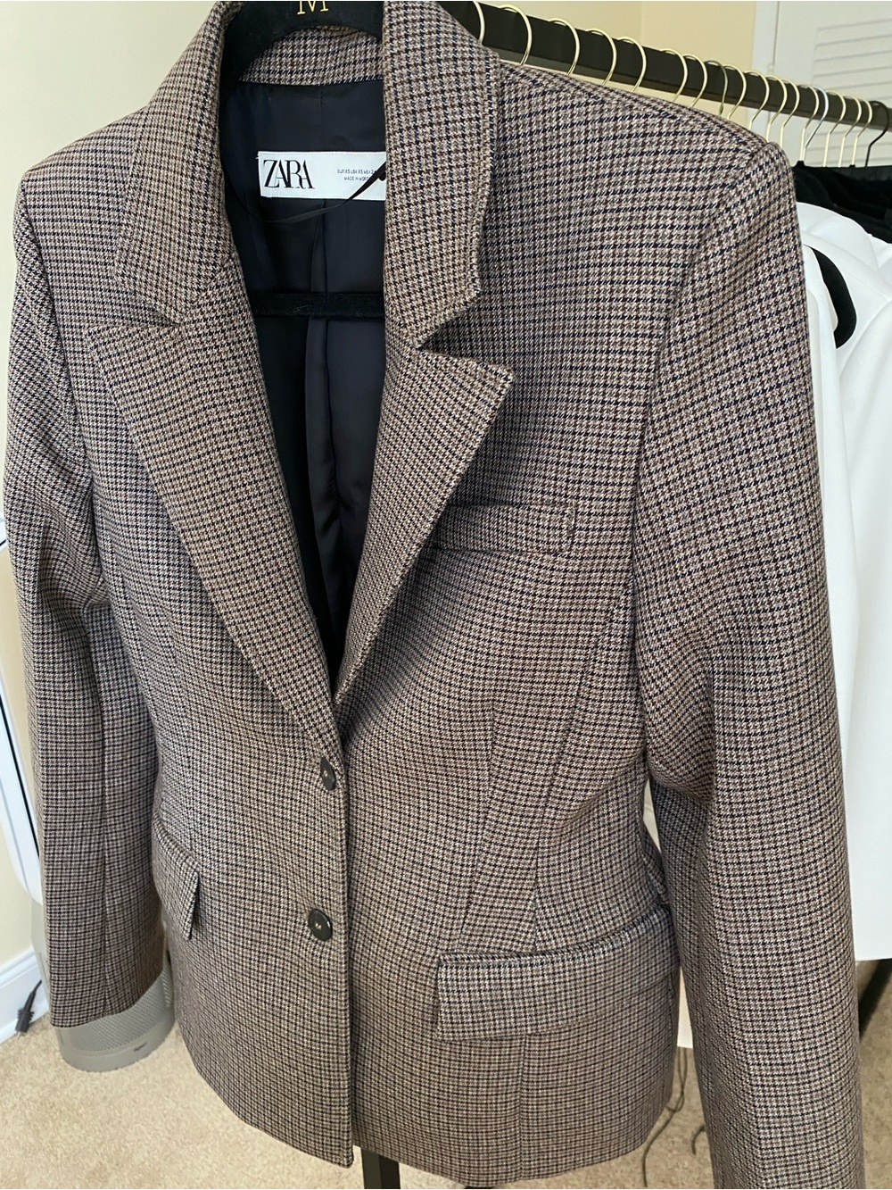 ZARA Fitted Blazer in Classic Brown and Black, size XS